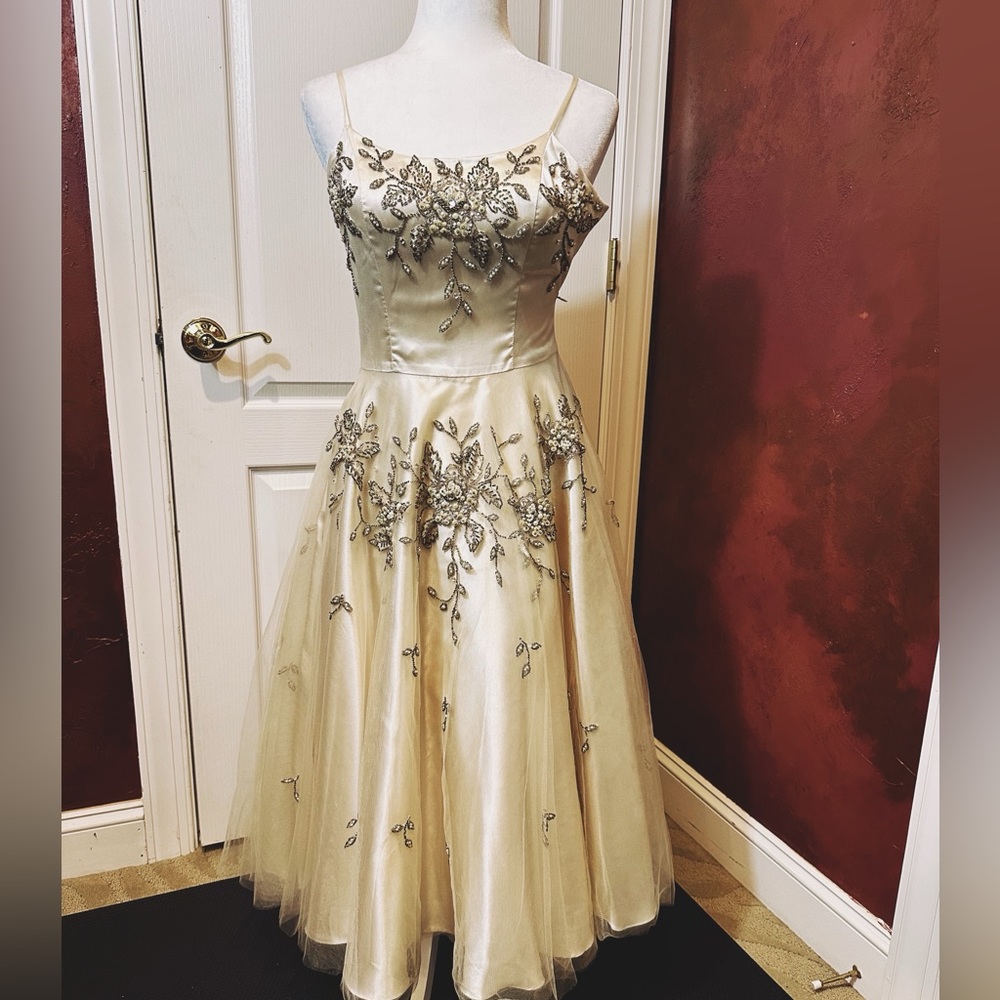 Sue Wong Champagne Beaded Tea-Length Prom Dress